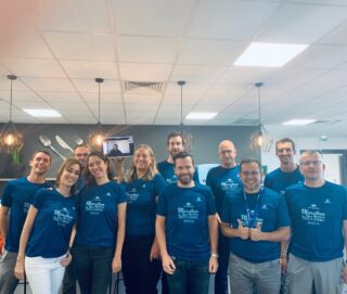 21 Syms are prepped (and excited!) to run the Nice-Cannes marathon this weekend. Good luck team!! 🏃‍♀️🏃‍♂️